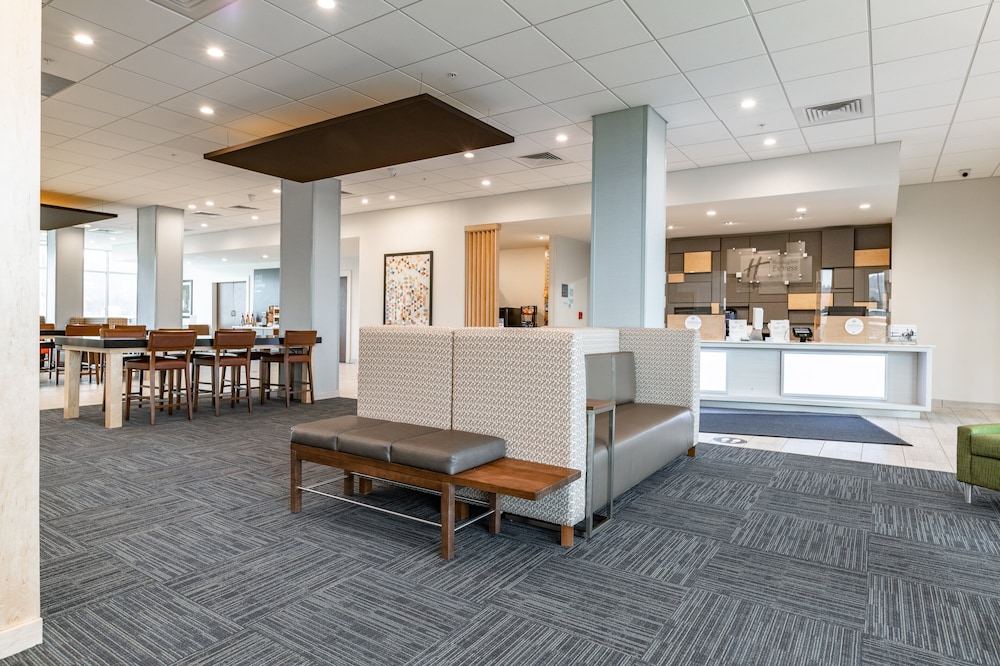 Holiday Inn Express & Suites Moundsville by IHG - photo 62