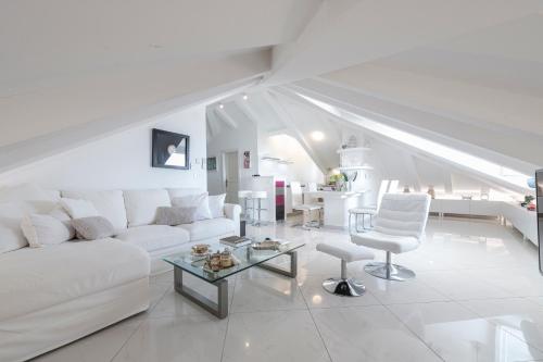 Apartment Flores Blanco