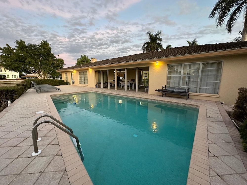 Villa Marco Island - featured photo