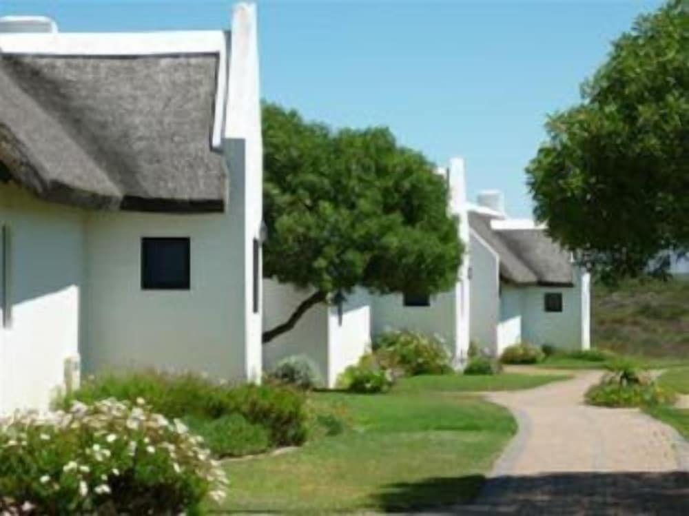 Draaihoek Lodge & Restaurant — 4-Star Luxury Hotel in Vredenburg, South Africa