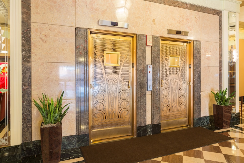 Ambassador Hotel Milwaukee Trademark Collection by Wyndham - photo 3