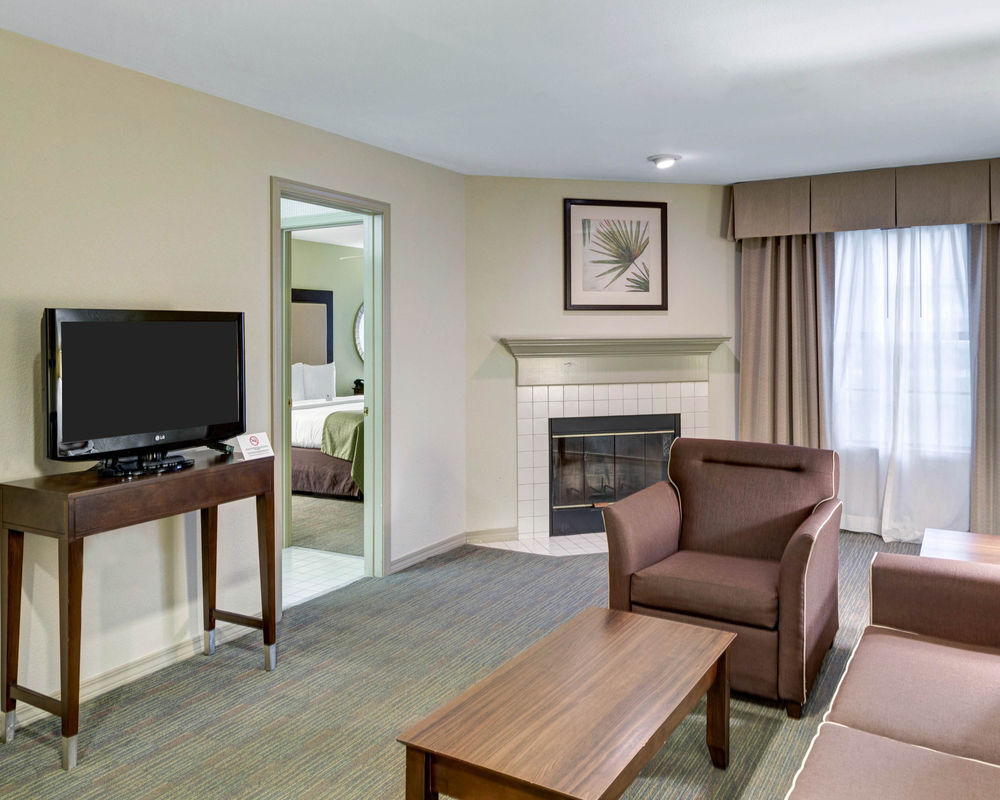 Clarion Inn & Suites Conference Center - photo 29