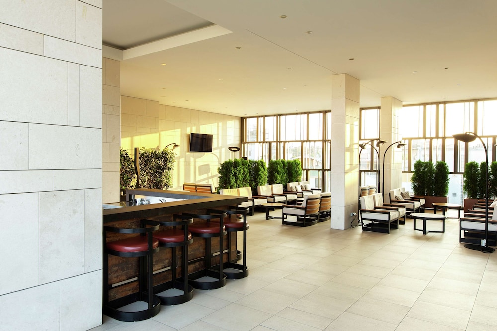 מזון ומשקאות