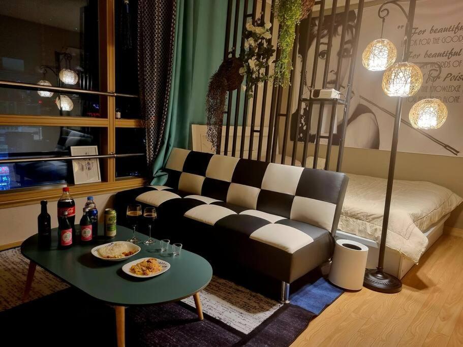 High Floor with Netflix - last minute hotel in Gwangju