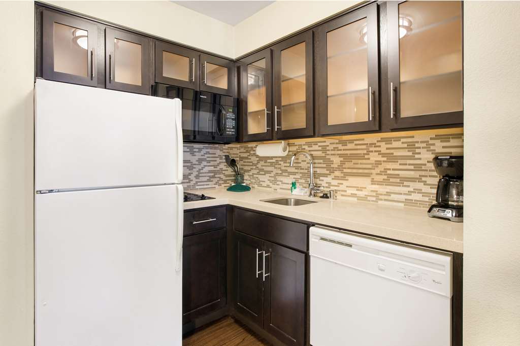 Sonesta ES Suites San Diego Rancho Bernardo - photo 11