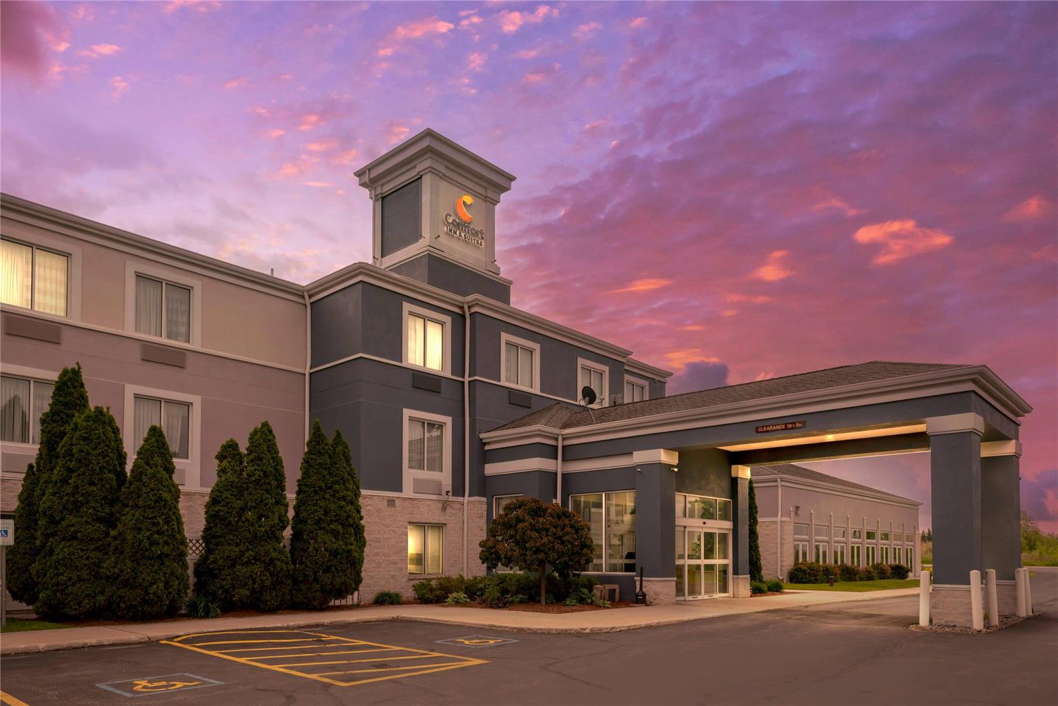 Comfort Inn & Suites Sheboygan I 43 - photo 6