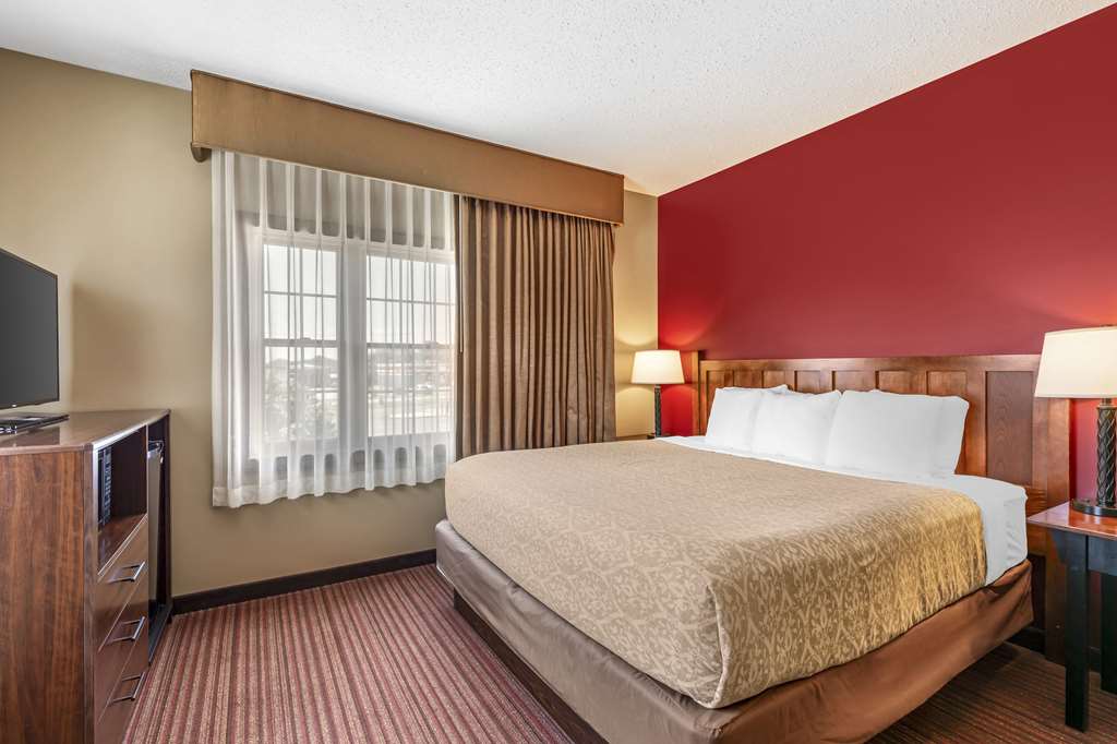 Best Western Plus Dutch Haus Inn and Suites - photo 24