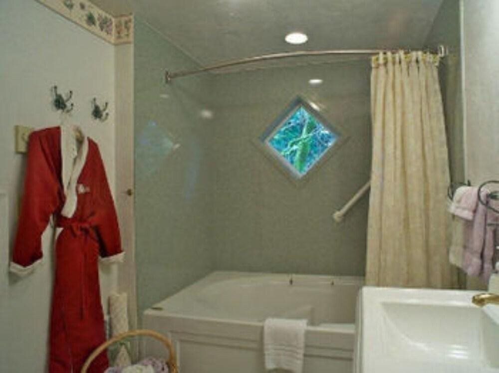 The Oval Door — Eugene