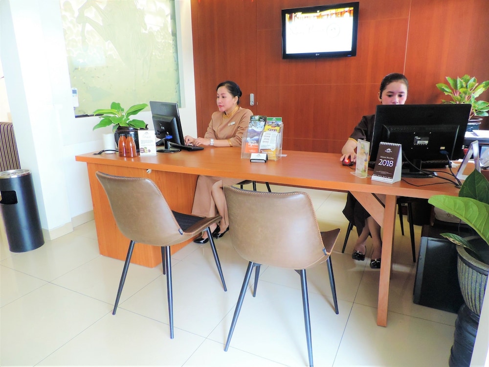 Maesa Hotel - carbon neutral hotel in Ponorogo