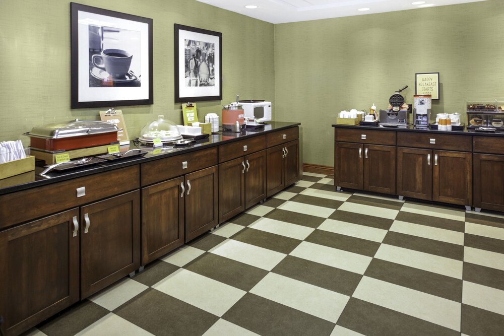 Hampton Inn Portage - photo 34