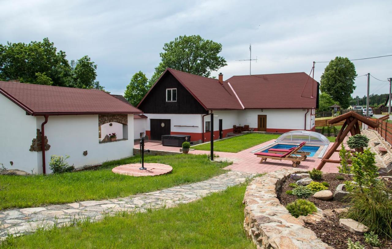 Wellness chalupa Podolí - last minute hotel in Mlada Vozice