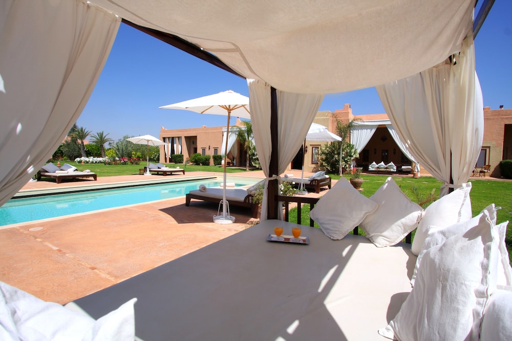 Dar Cherif — 4-Star Luxury Hotel in Marrakesh, Morocco