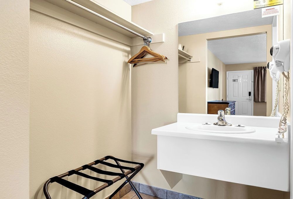 Virgin River Hotel and Casino - photo 13