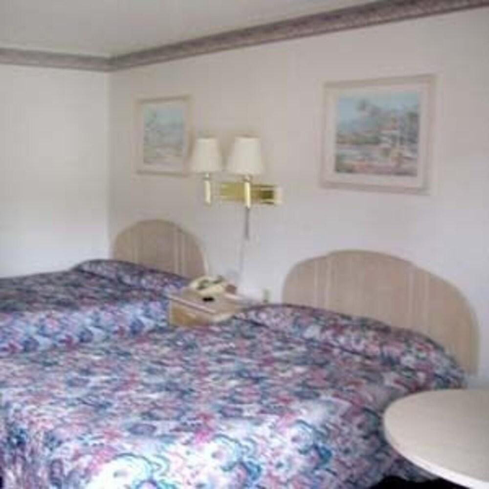 Guest Inn Dalton - photo 5