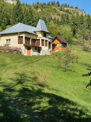 Undeva la Mosie - last minute hotel in Unknown City