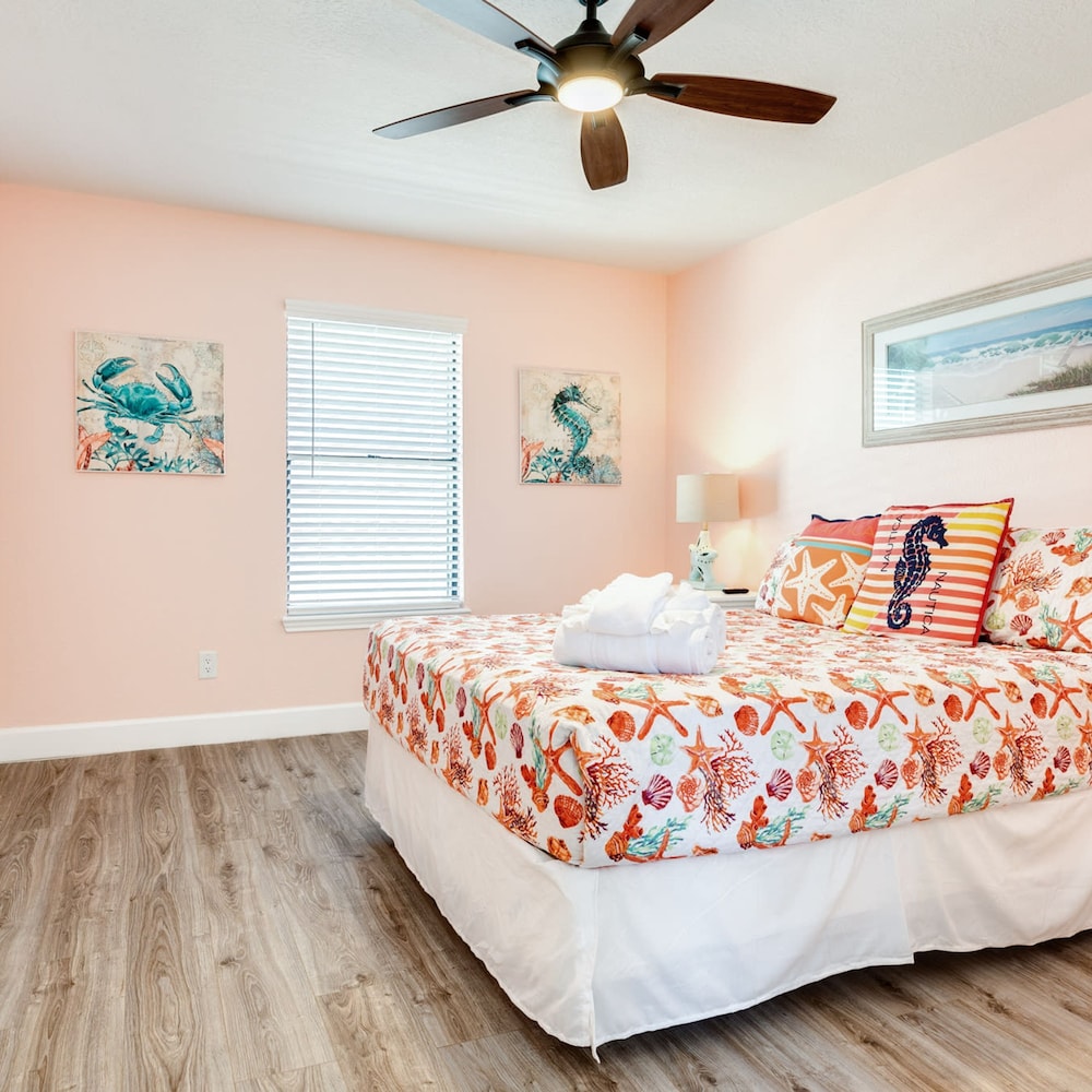 Gulf Adventures and Beachfront Relaxation Awaits - photo 36