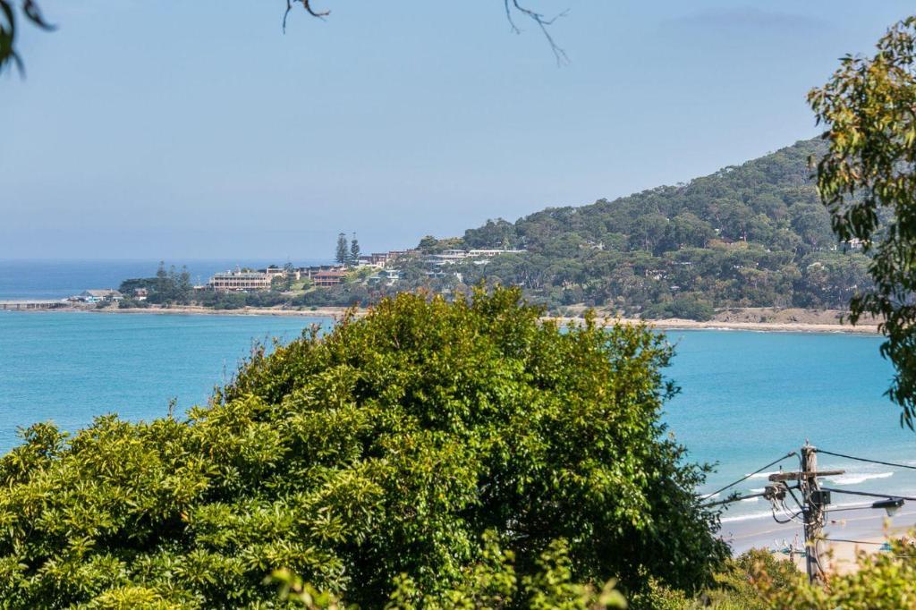 Grand Vue Byo Linen in Lorne, Australia