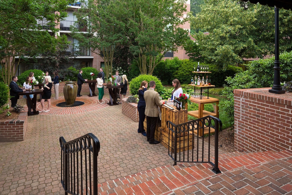 DoubleTree by Hilton Asheville Biltmore - photo 93