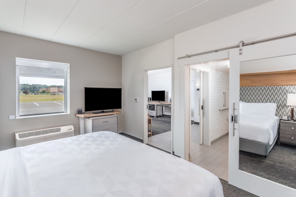 Holiday Inn Columbus by IHG - photo 9