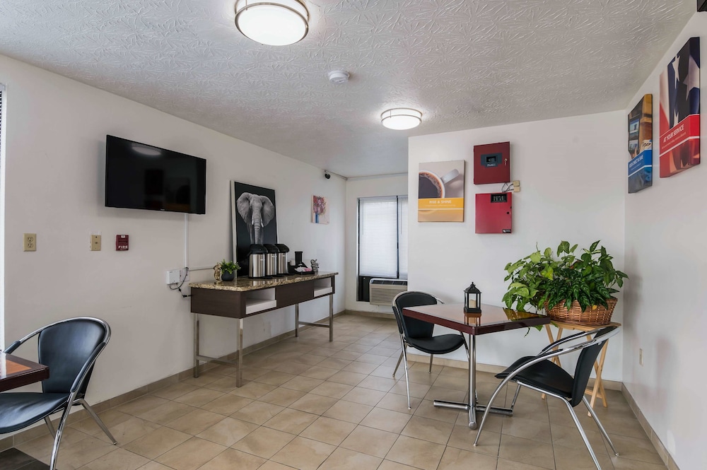 Motel 6 Attalla AL - photo 38