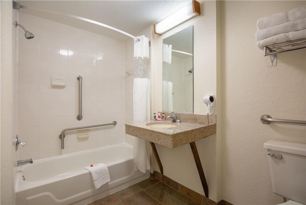 Travelodge by Wyndham Outer Banks Kill Devil Hills - photo 39