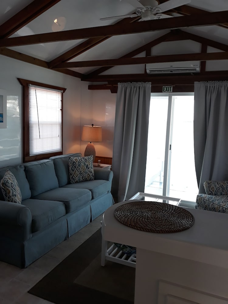 Mangrove Marina and Resort Aqualodge Houseboats - photo 75