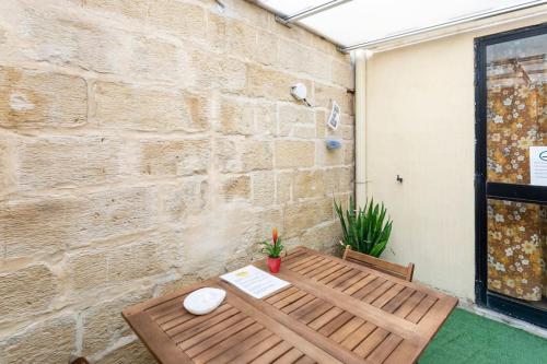 One Lemon Tree apartment — Luqa — photo 2