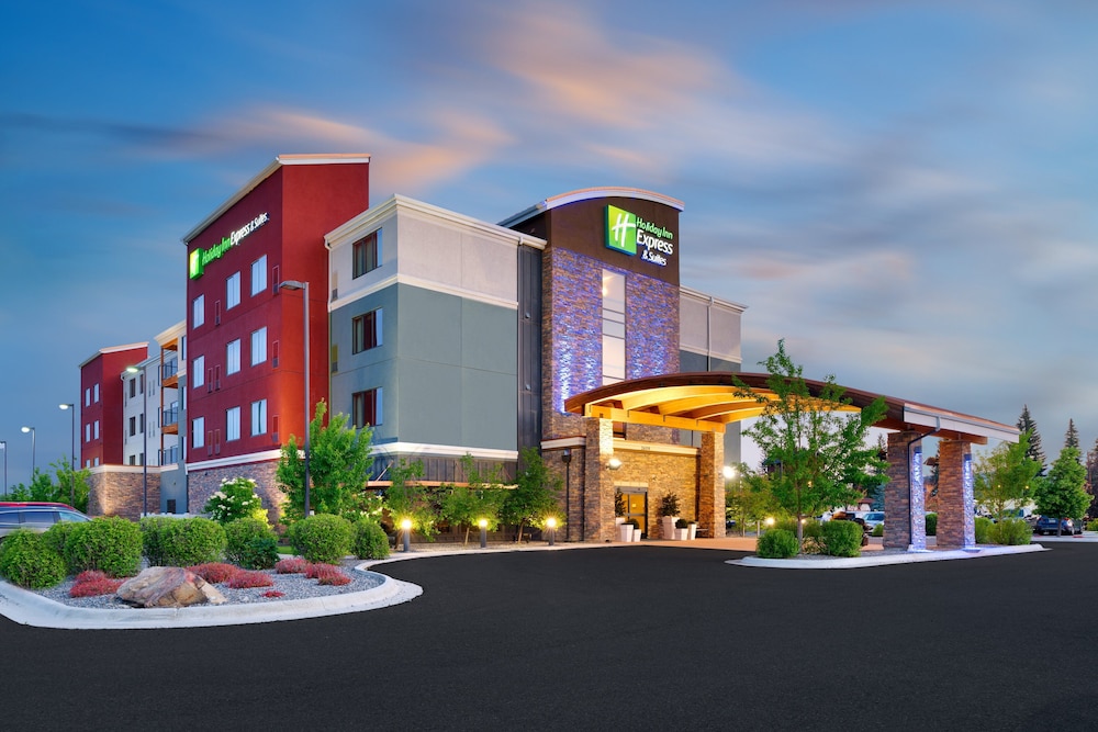 Holiday Inn Express Hotel & Suites Butte by IHG - carbon neutral hotel in Butte