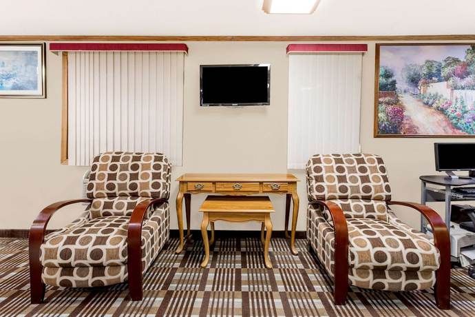 Super 8 by Wyndham Lexington - photo 13