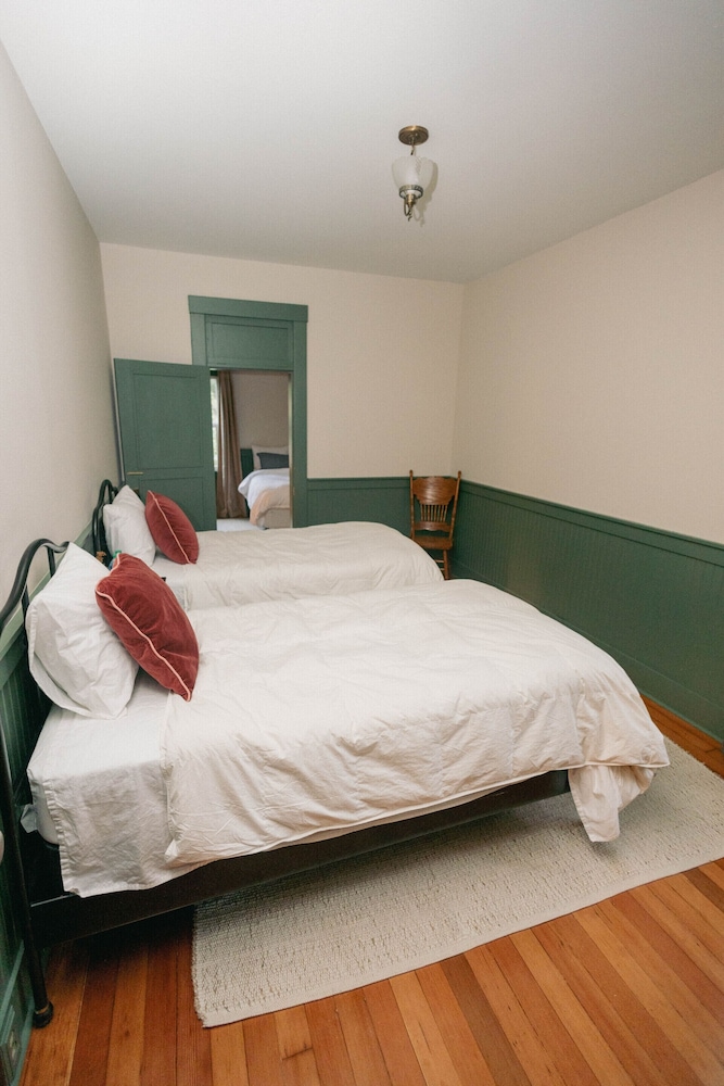 The Lyle Hotel - photo 26