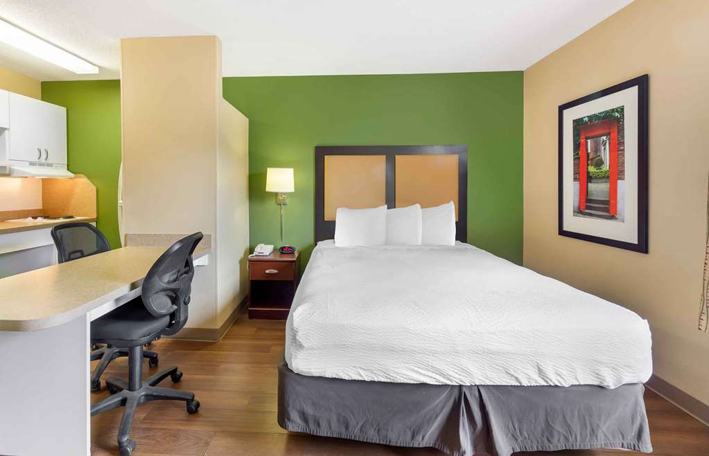 Extended Stay America Suites Akron Copley East - photo 11