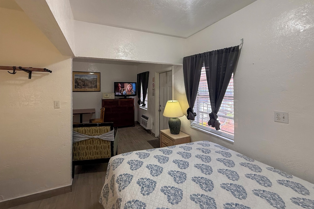 Richard's Motel Extended Stay - photo 51