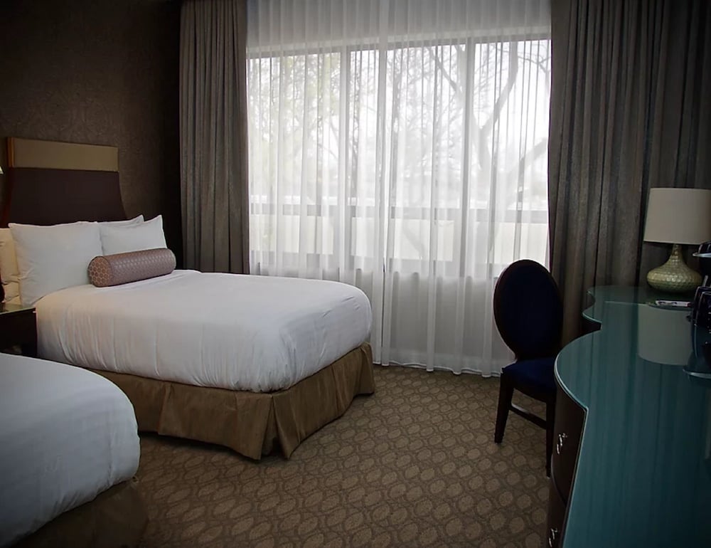 La Banque Hotel - photo 19
