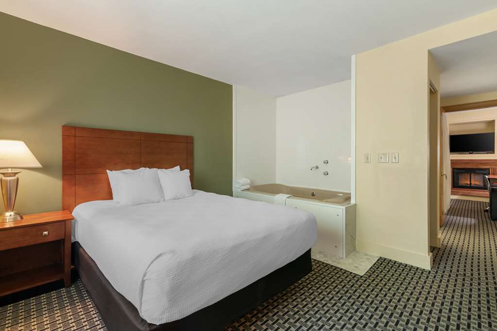 Best Western Plus Brunswick Bath - photo 39