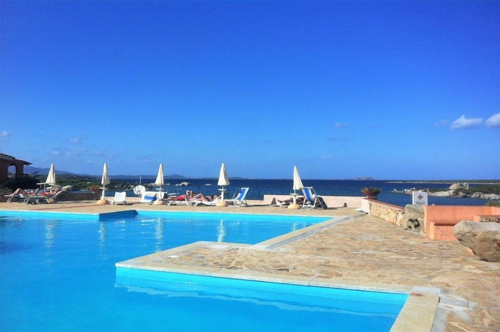 Marineledda — 4-Star Luxury Hotel in Marinella, Italy