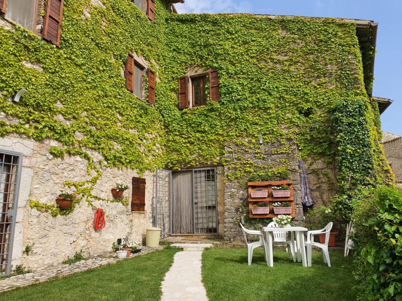 Il borgo di Cornillo - last minute hotel in Meggiano