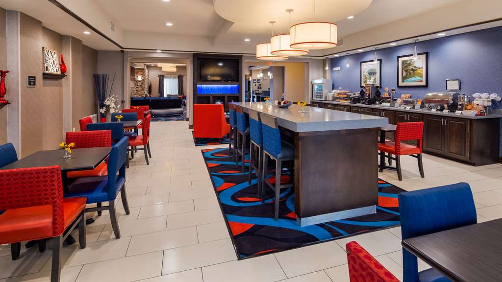 Best Western Plus Ardmore Inn & Suites - photo 24