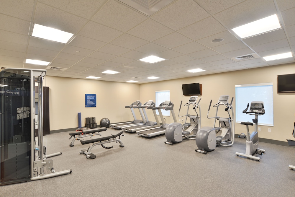 Hampton Inn & Suites Menomonie UW Stout - photo 44