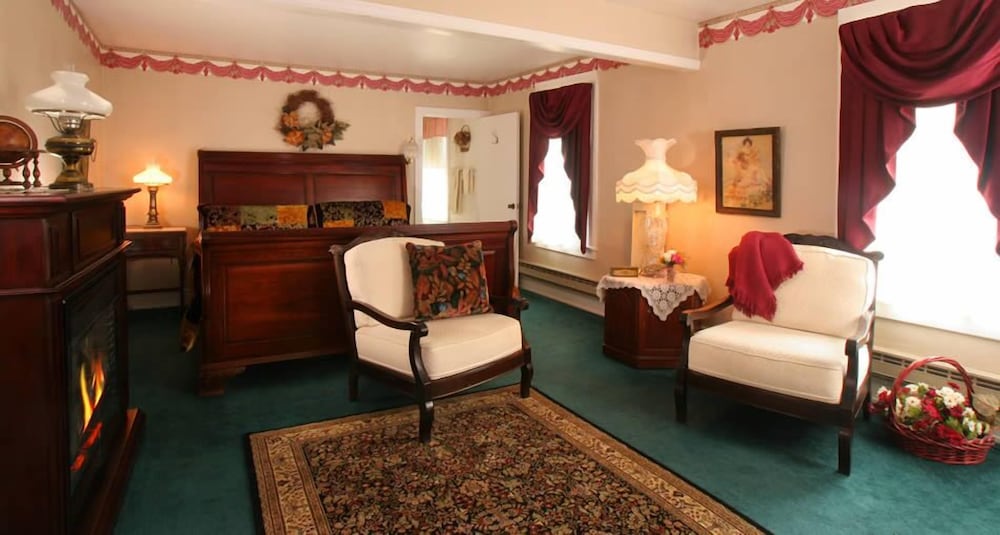 Crestmont Inn - photo 9