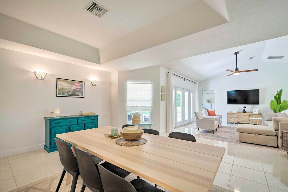 Private Pool And Grill Peaceful Home in Dunnellon — 4-Star Luxury Hotel in Dunnellon, United States