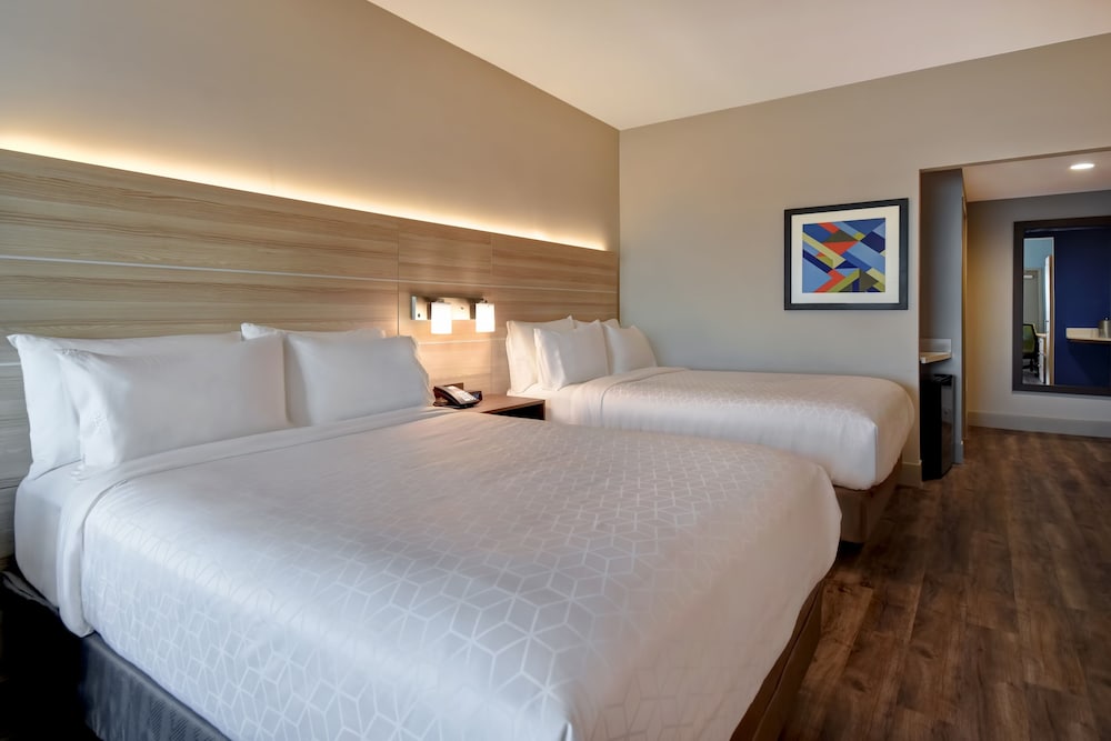 Holiday Inn Express & Suites Galveston Beach by IHG - photo 11