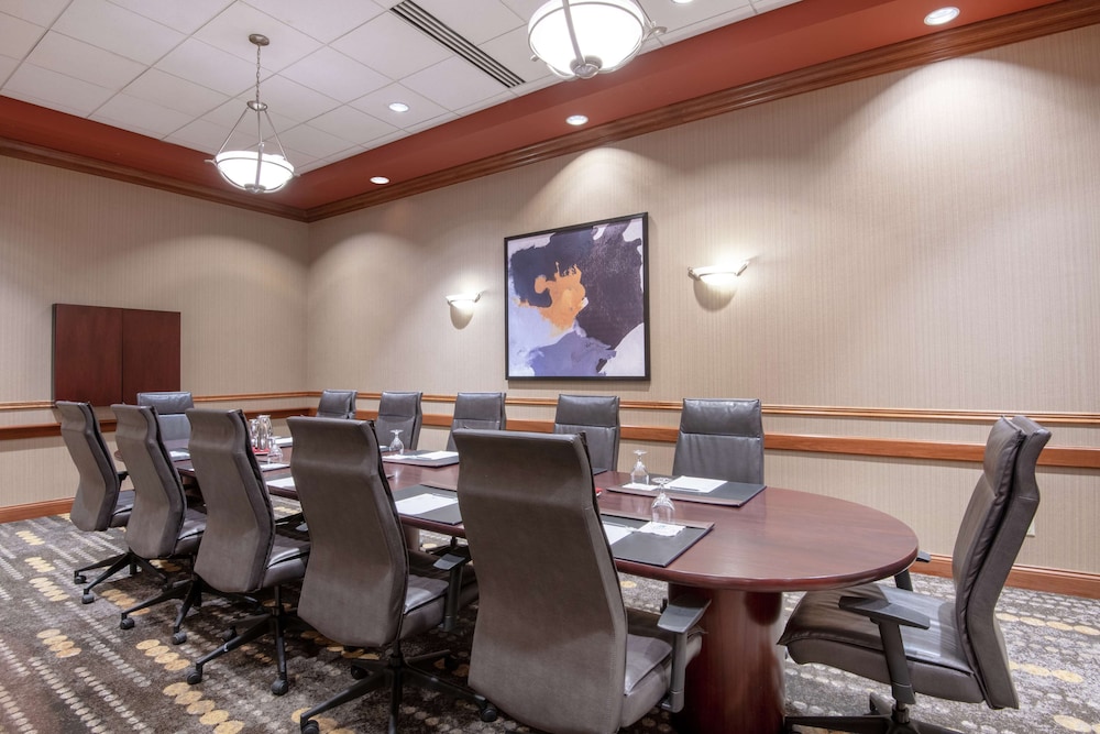 Embassy Suites Northwest Arkansas Hotel Spa & Convention - photo 62