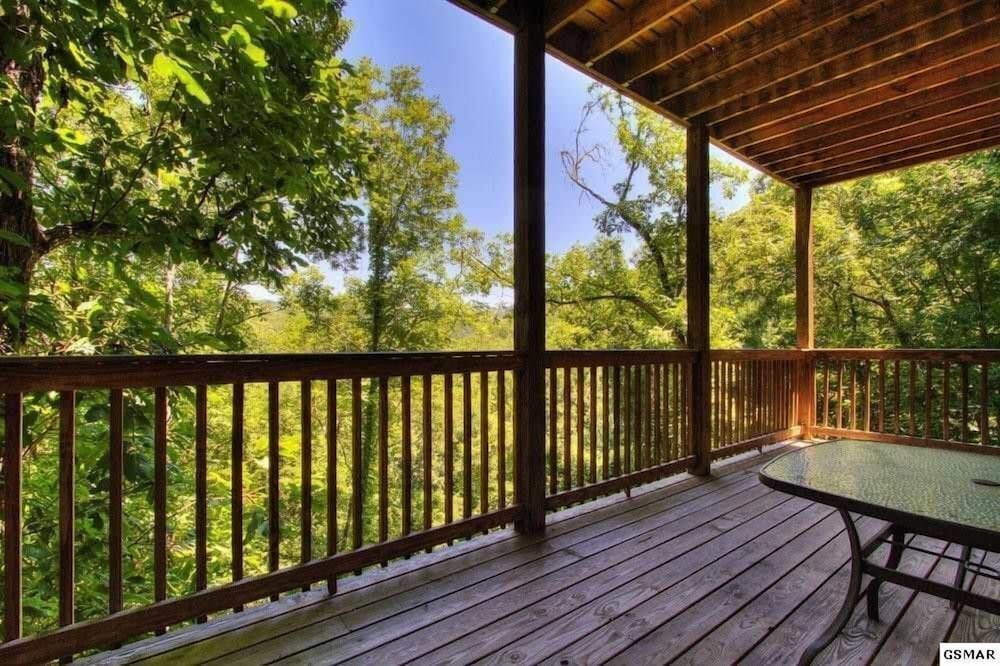 Tennessee Splash - carbon neutral hotel in Sevierville