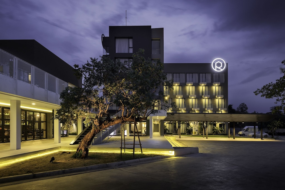 R Photo Hotel in Nakhon Phanom, Thailand