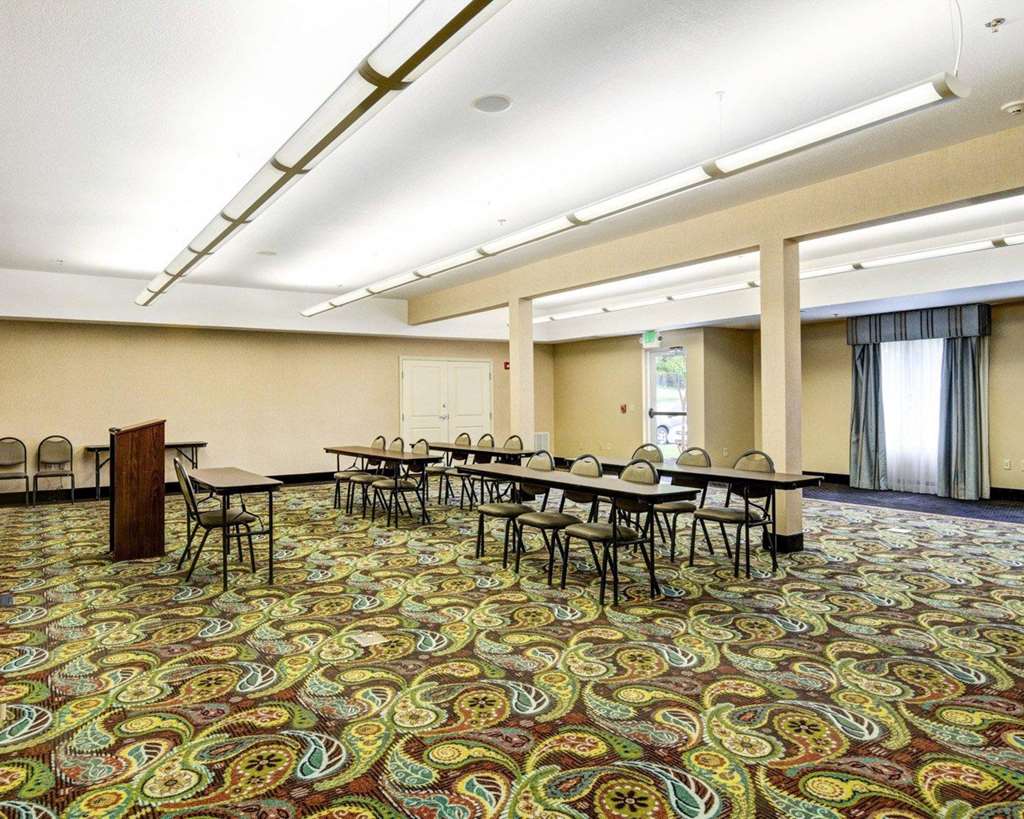 Comfort Suites near Hot Springs Park - photo 26