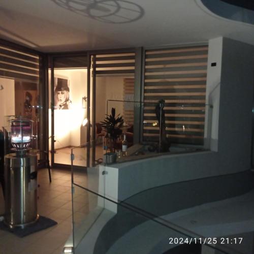 Anamor apartment 408