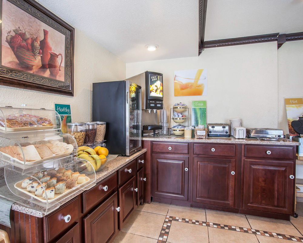 Quality Inn & Suites Toppenish Yakima Valley - photo 7