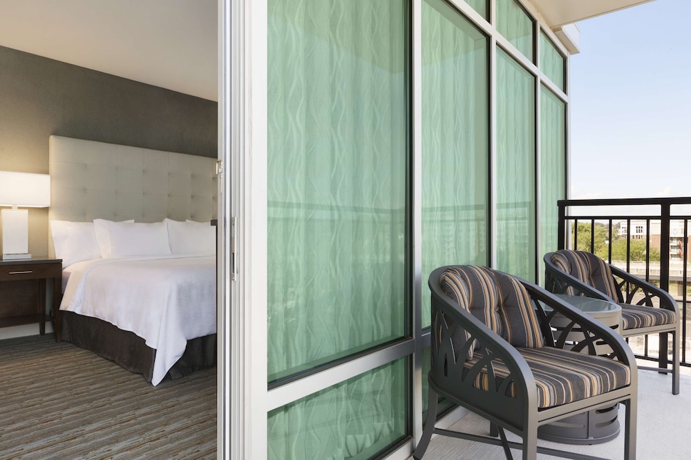 Embassy Suites by Hilton Greenville Downtown Riverplace - photo 14