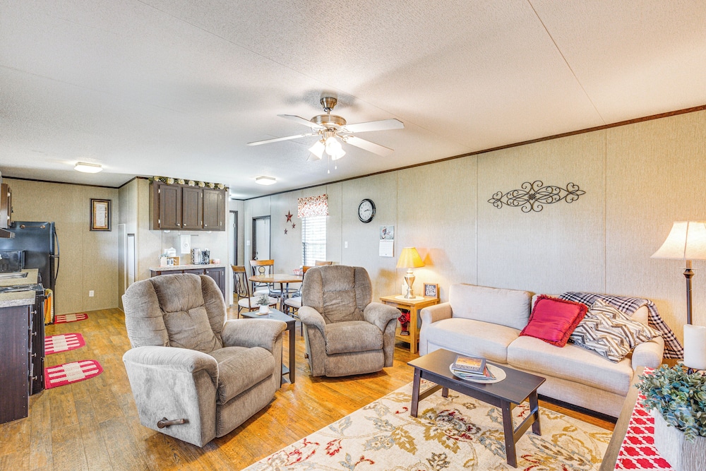 Secluded Texas Countryside Retreat Near Abilene — hotel in Hawley