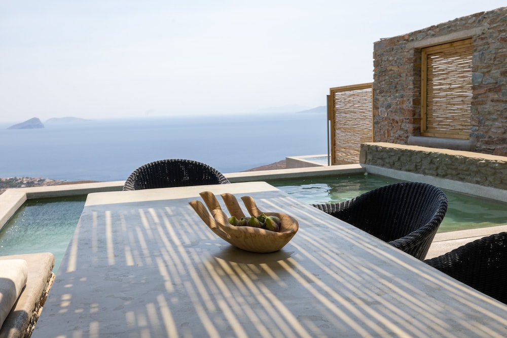 Kalma Living Luxury Villas — 4-Star Luxury Hotel in Kythnos, Greece